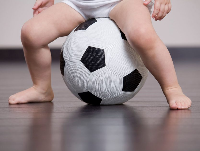Fußballhaltung bzw. Fußballstellung